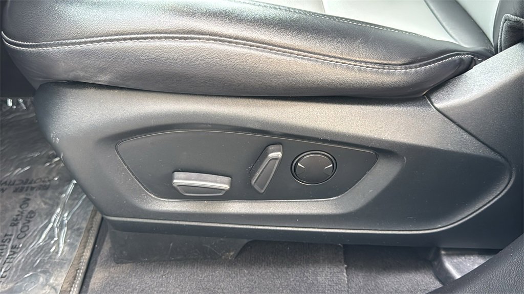 Certified 2023 Ford Explorer XLT w/ Equipment Group 202A image 20