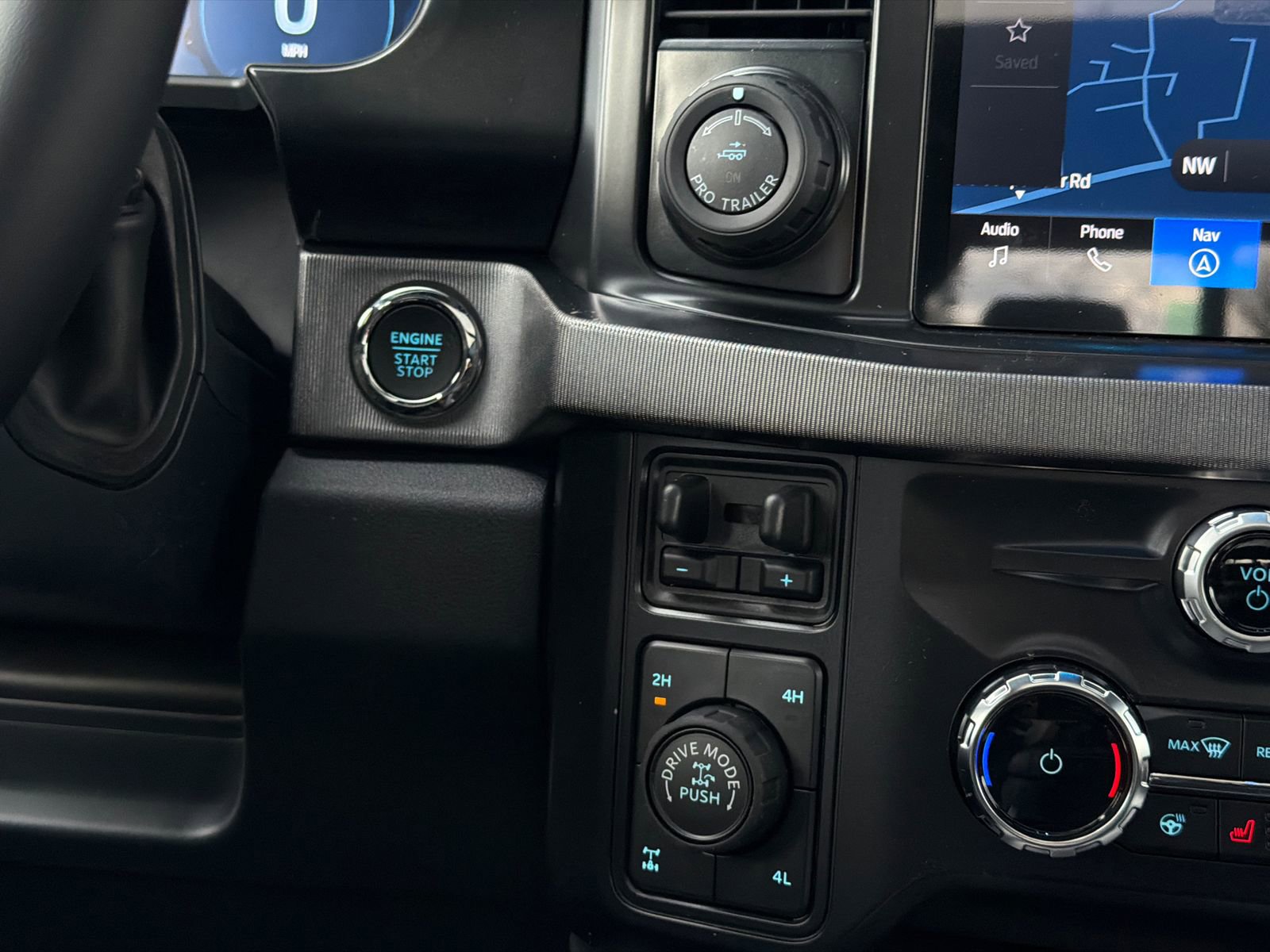 New 2026 Ford F250 Platinum w/ Tremor Off-Road Package image 31