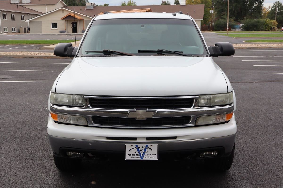 Used 2003 Chevrolet Suburban 2500 LT w/ LT Preferred Equipment Group image 13