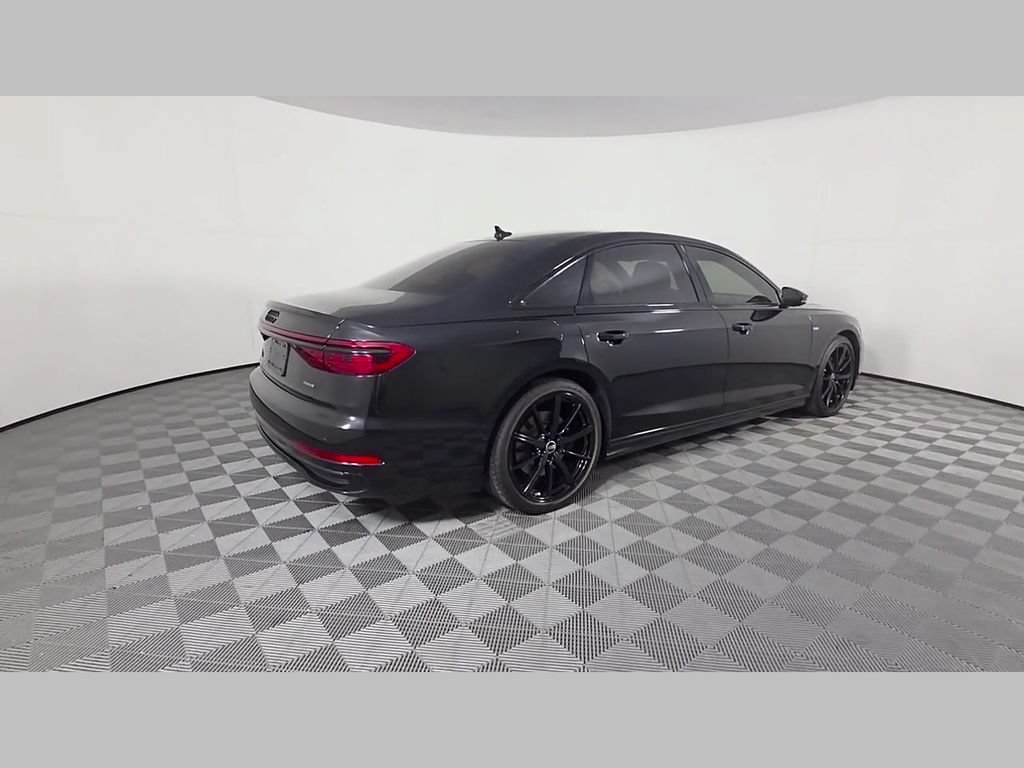 Used 2024 Audi A8 L 3.0T AWD/4WD image 39