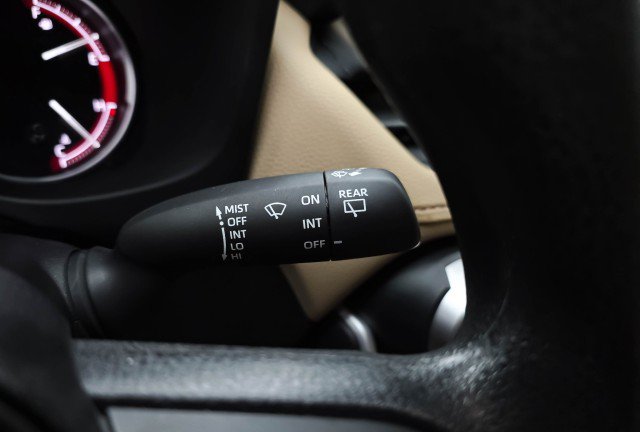 Used 2025 Toyota RAV4 LE AWD/4WD image 22