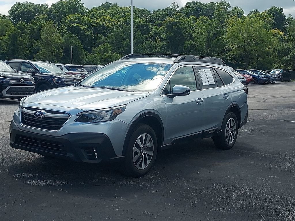 Used 2021 Subaru Outback Premium AWD/4WD image 3