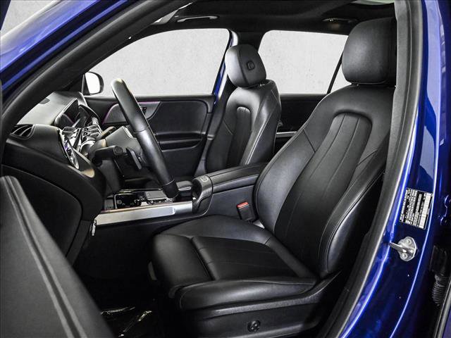 Used 2022 Mercedes-Benz GLB 250 4MATIC w/ Premium Package Lite image 18