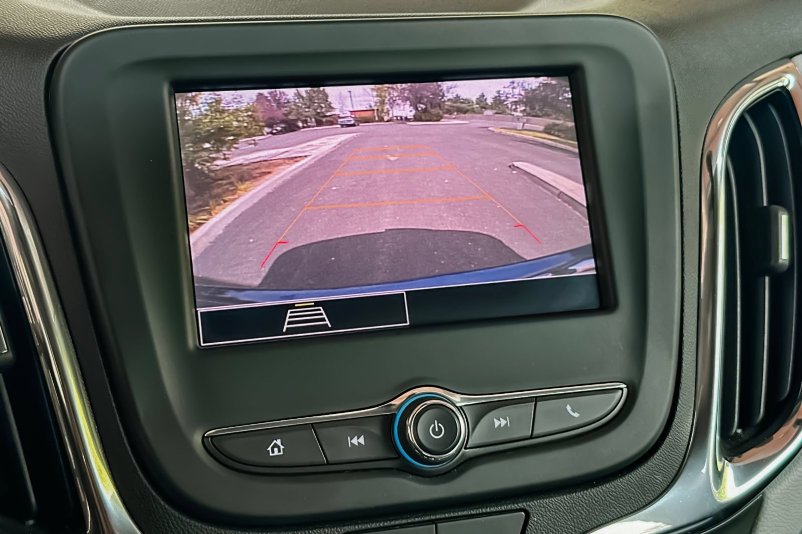Used 2023 Chevrolet Equinox LS w/ LS Convenience Package AWD/4WD image 26