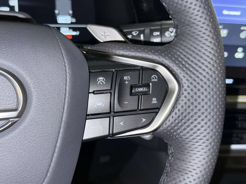 New 2026 Lexus TX 500h AWD image 19
