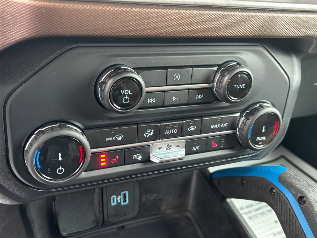 Used 2022 Ford Bronco Outer Banks image 19