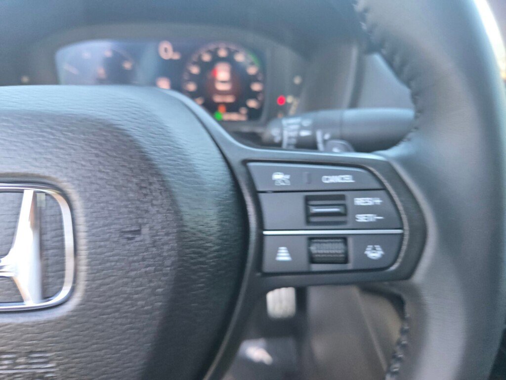 Used 2025 Honda Accord Sport image 23