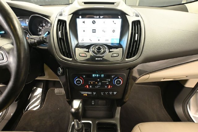 Used 2018 Ford Escape Titanium AWD/4WD image 25
