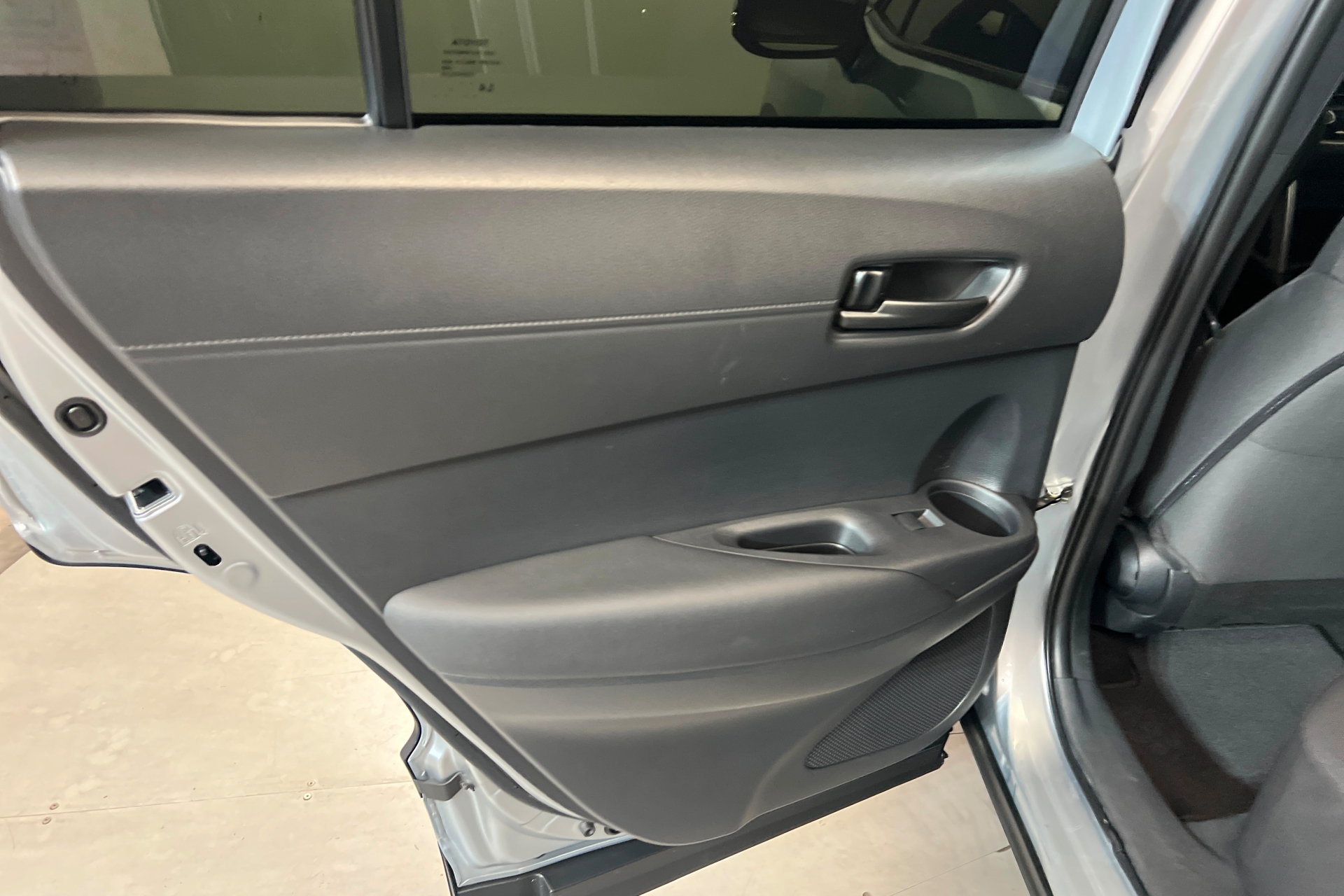 Used 2023 Toyota Corolla Cross LE w/ Moonroof Package FWD image 19