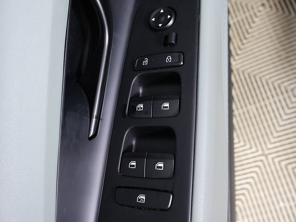 Certified 2024 Hyundai Elantra Limited FWD image 37