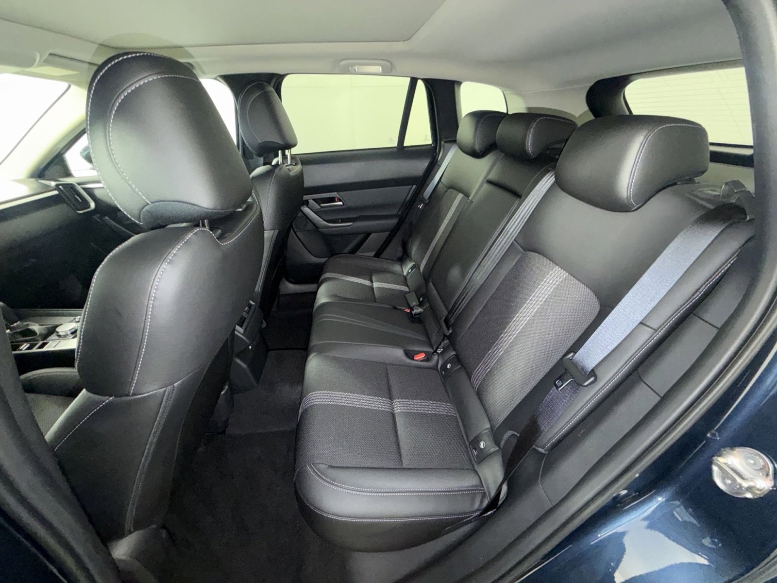 Used 2026 MAZDA CX-50 AWD 2.5 S w/ Cargo Package image 25