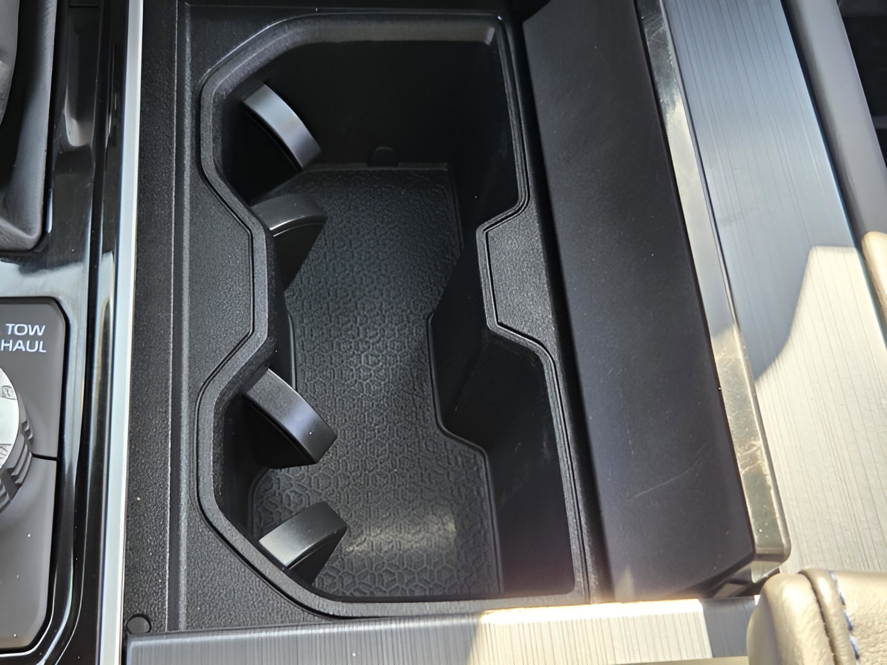 Certified 2024 Toyota Sequoia Platinum image 17