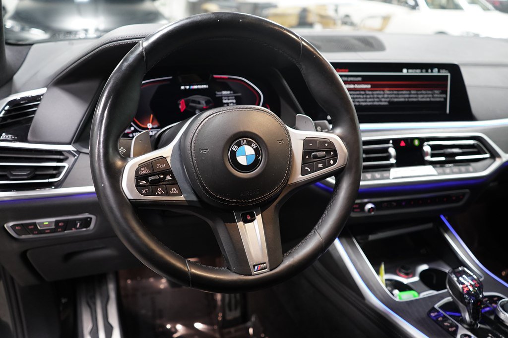 Used 2021 BMW X7 M50i AWD/4WD image 30