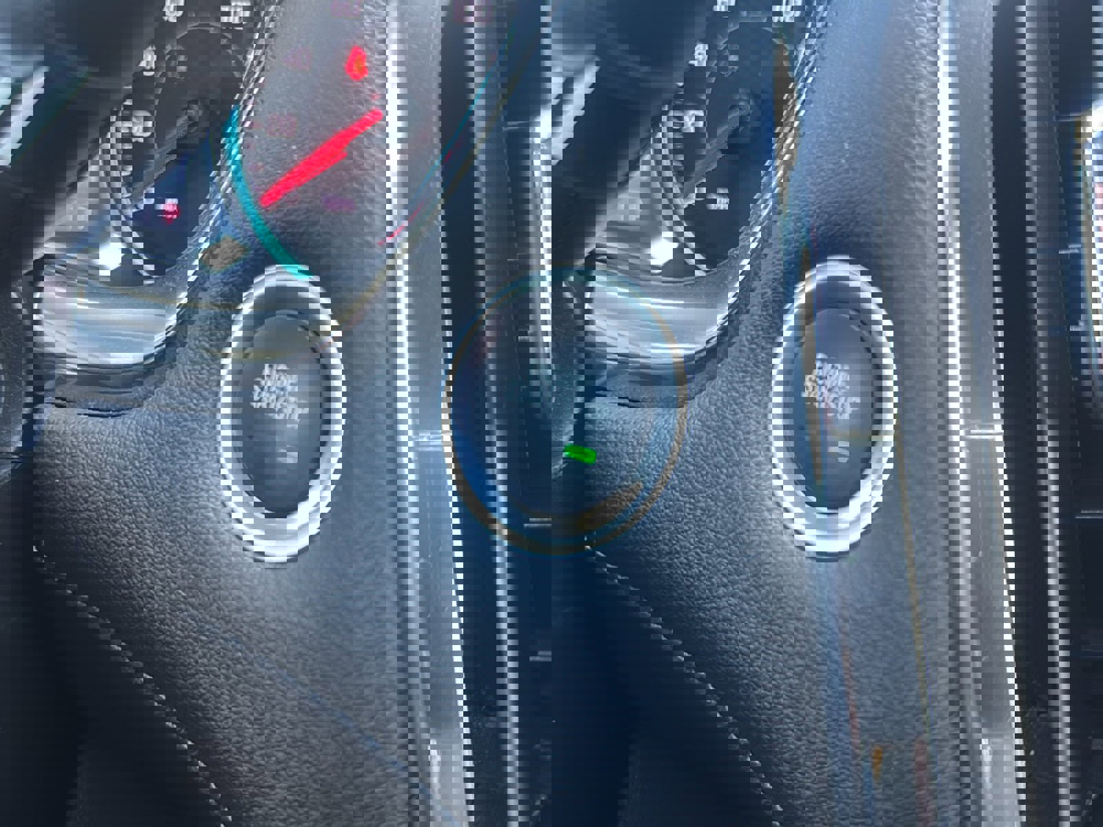 Used 2023 Chevrolet Traverse LT w/ Rear Camera Mirror Package image 32