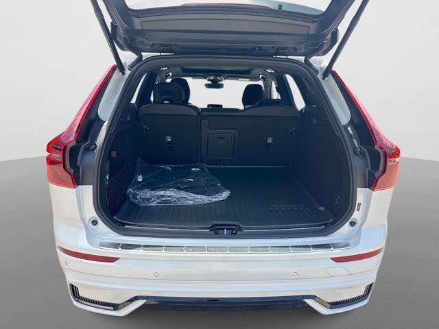 New 2026 Volvo XC60 B5 Ultra w/ Protection Package Premier AWD/4WD image 21