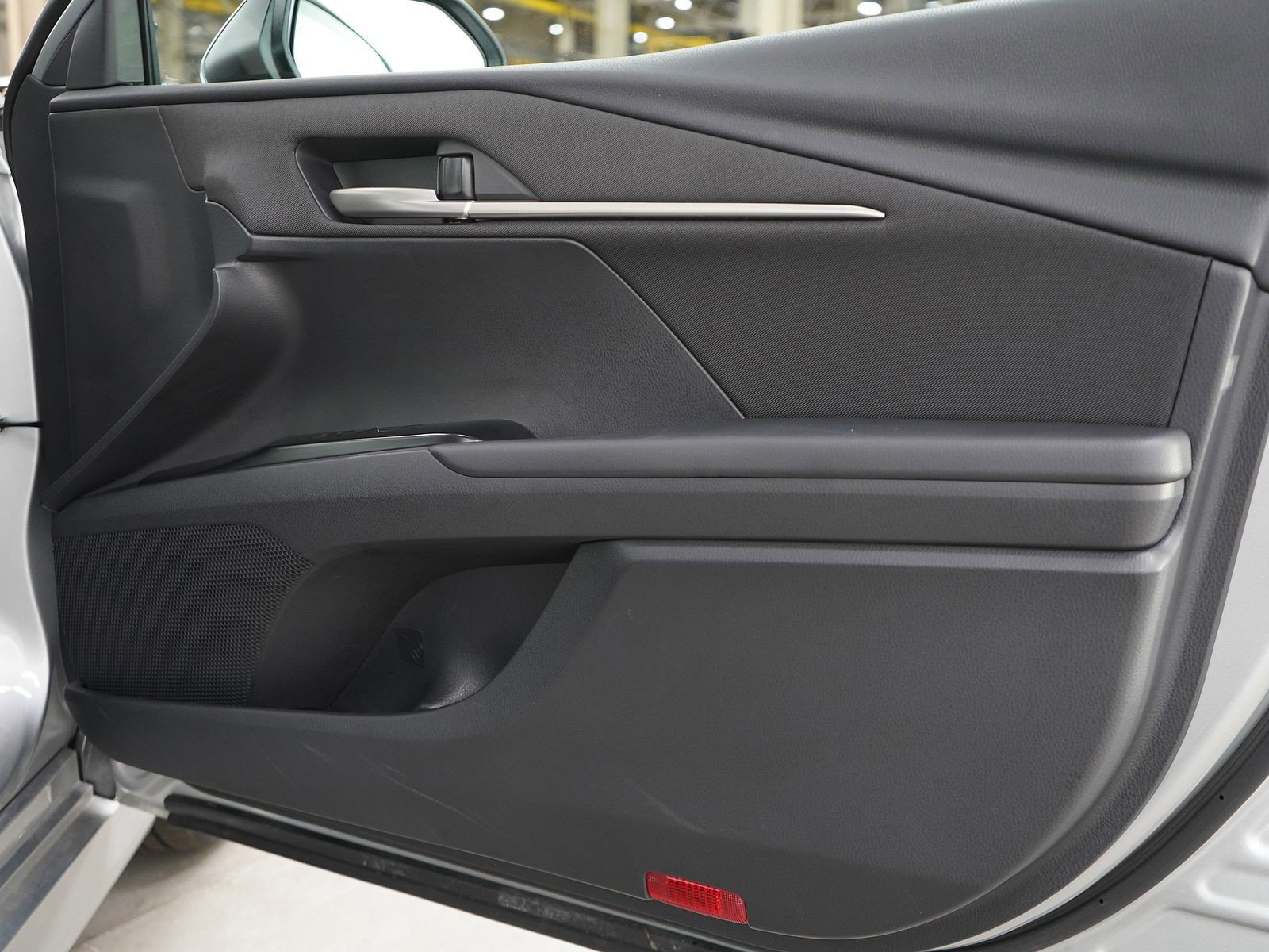 Used 2026 Toyota Camry LE FWD image 9