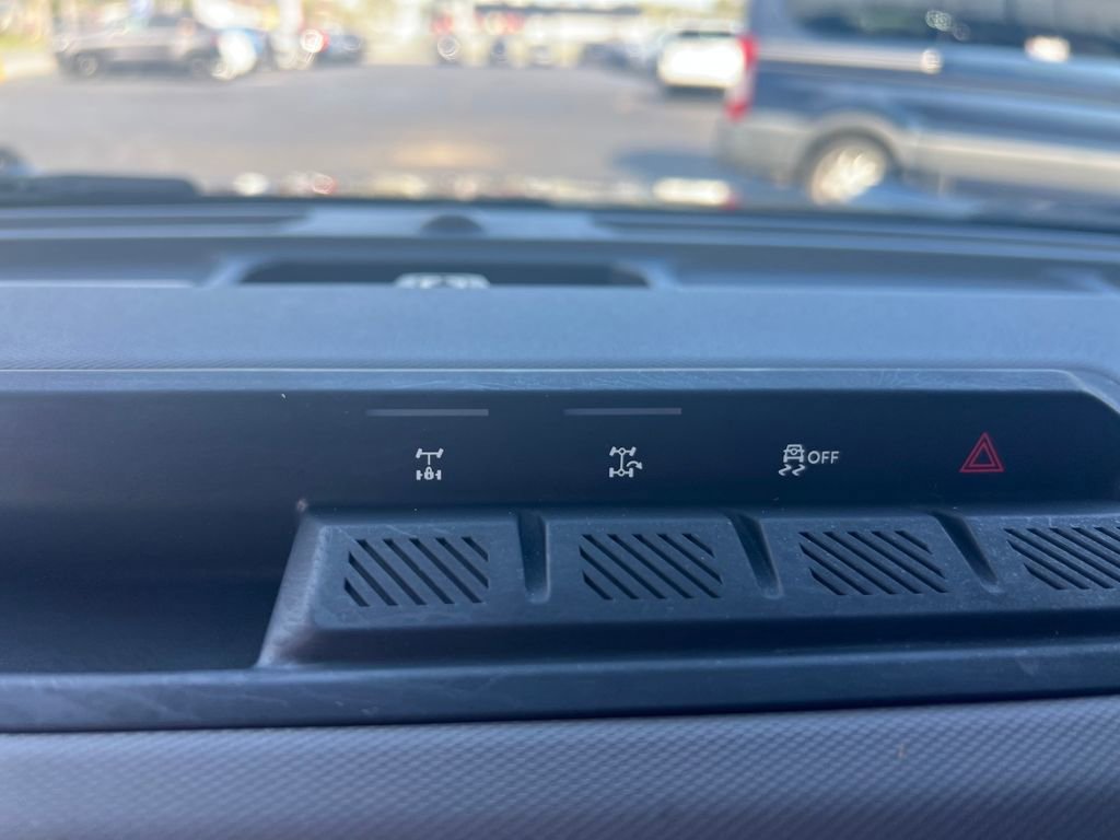 Used 2023 Ford Bronco Big Bend image 26