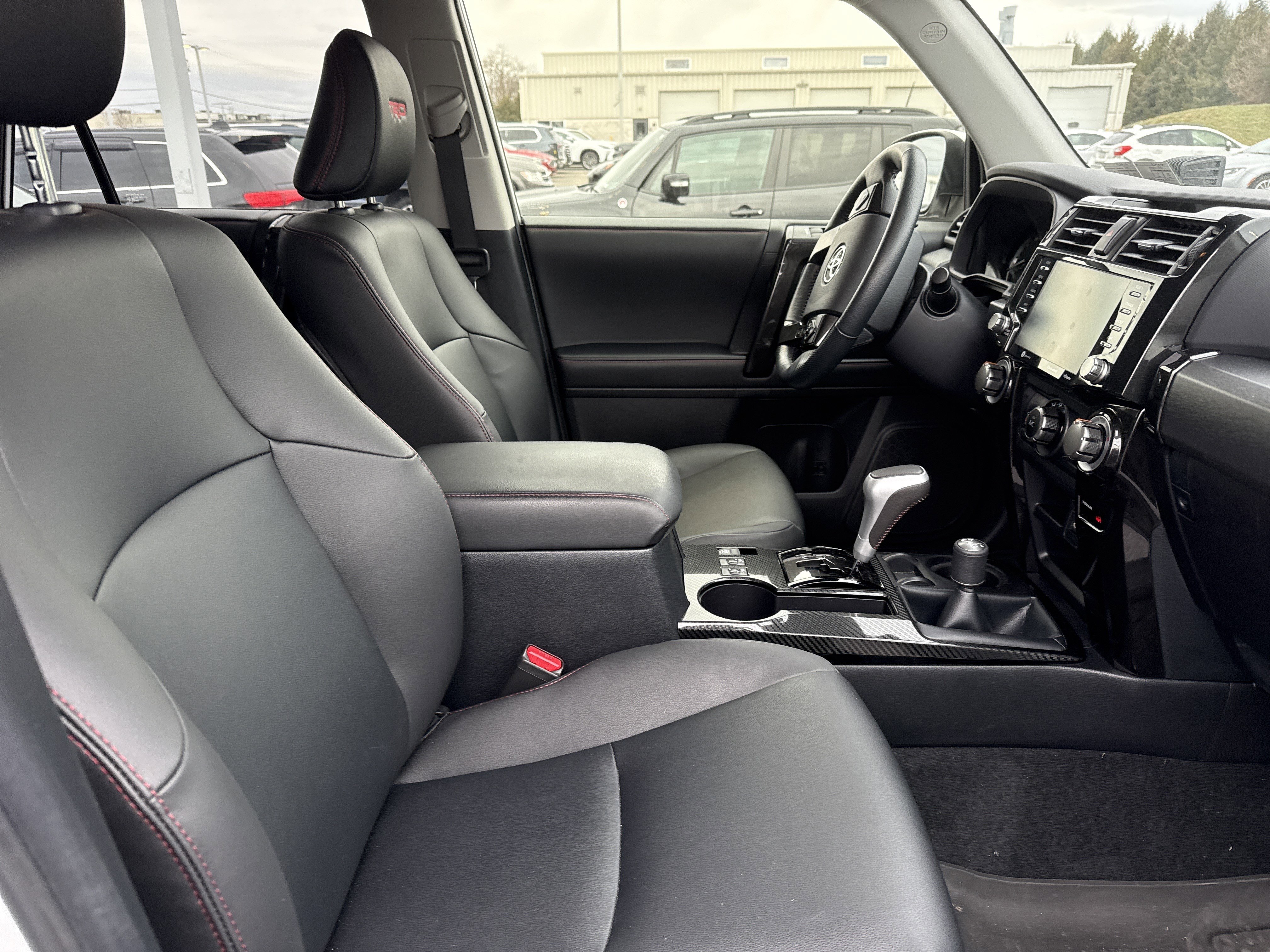 Used 2024 Toyota 4Runner TRD Off-Road Premium image 18