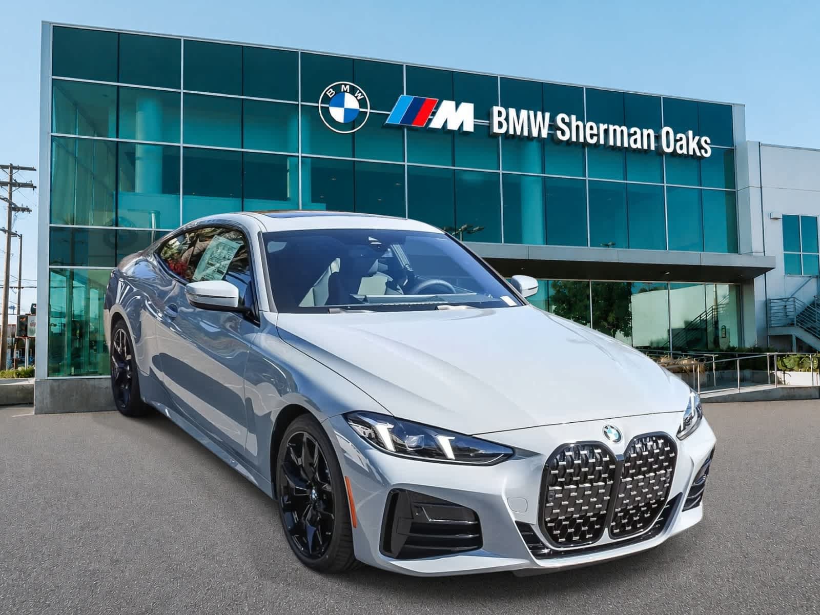 New 2026 BMW 430i Coupe w/ M Sport Package RWD image 3