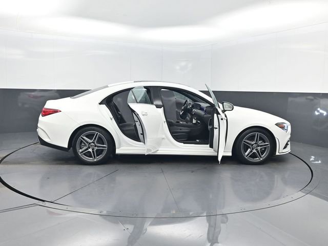 Used 2023 Mercedes-Benz CLA 250 4MATIC image 43