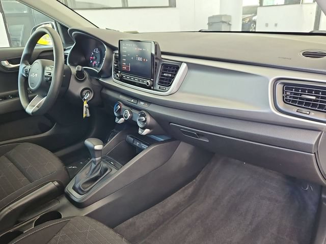 Used 2022 Kia Rio S FWD image 28