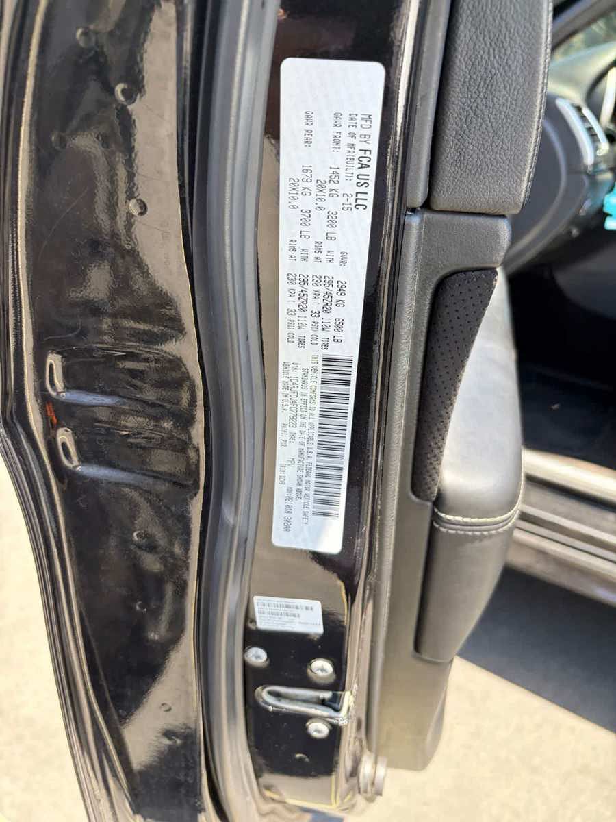 Used 2015 Jeep Grand Cherokee SRT AWD/4WD image 9