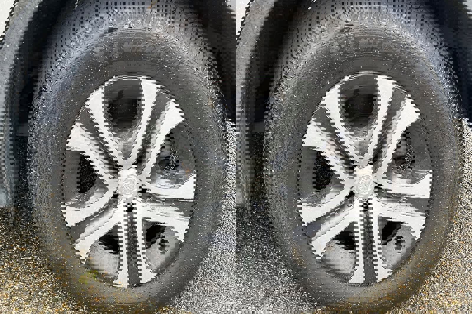 Used 2017 Toyota RAV4 LE FWD image 22