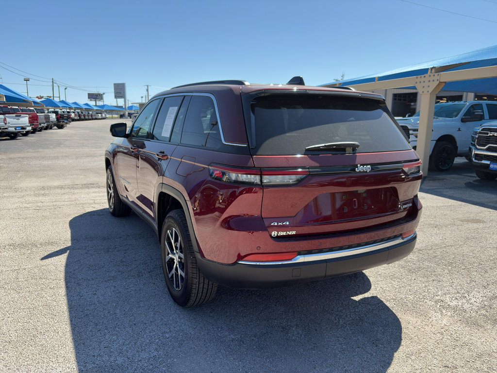 Used 2024 Jeep Grand Cherokee Limited w/ Trailer Tow Package image 8