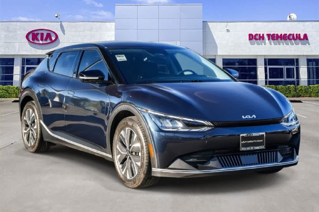 Certified 2024 Kia EV6 Light RWD image 3