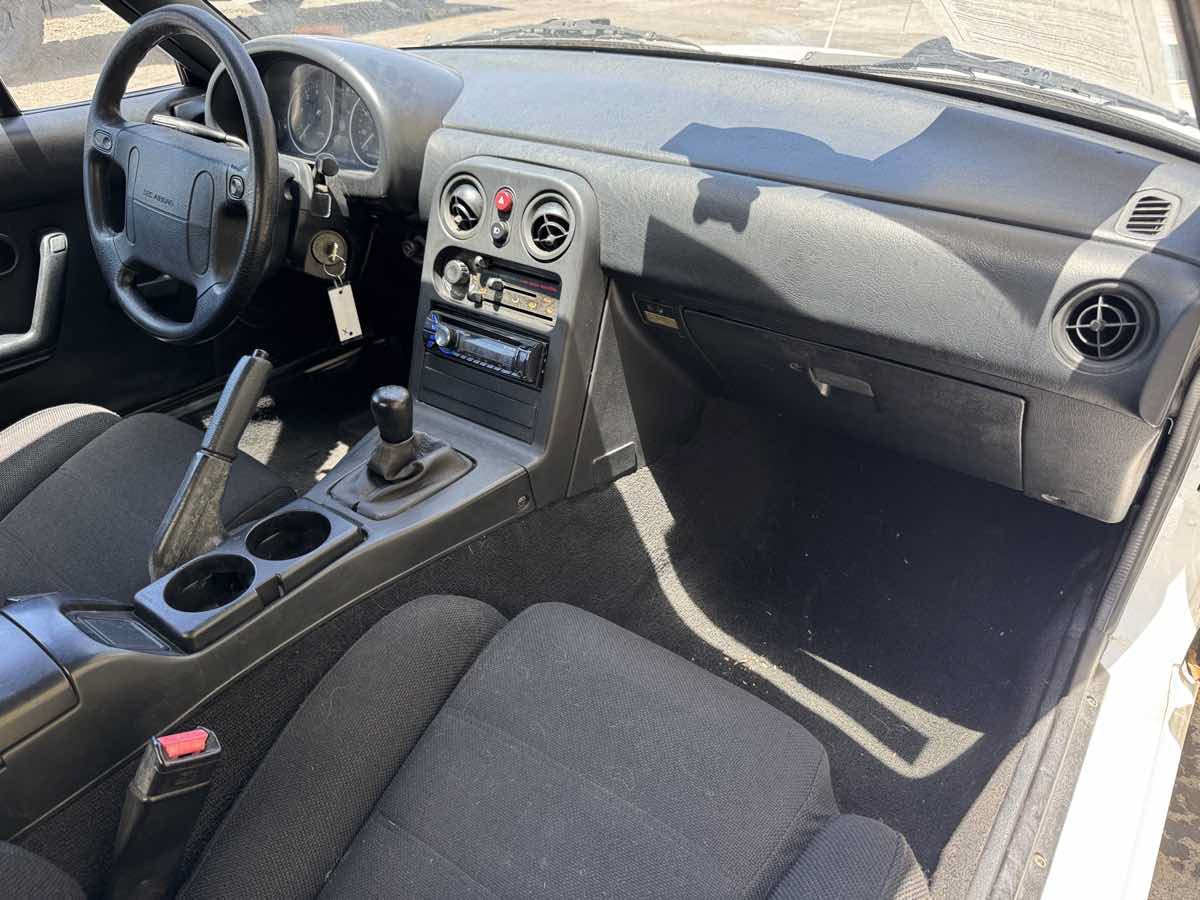 Used 1993 MAZDA MX-5 Miata RWD image 10