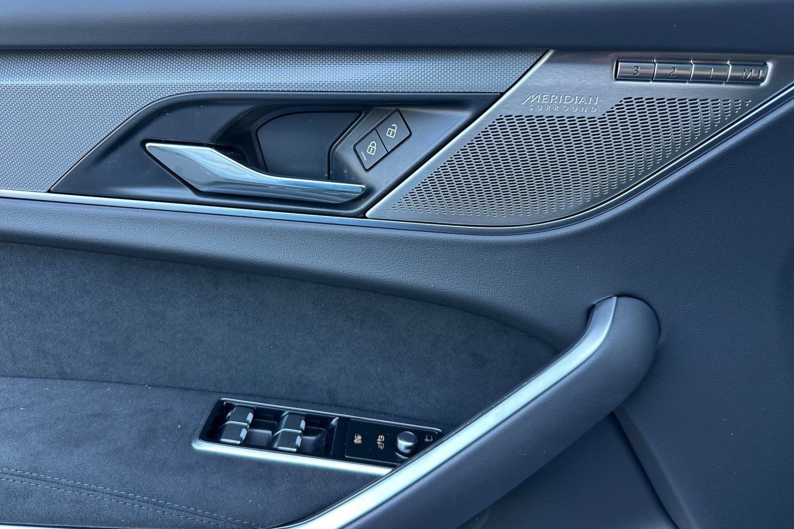 New 2026 Jaguar F-PACE SVR 575 Edition image 13