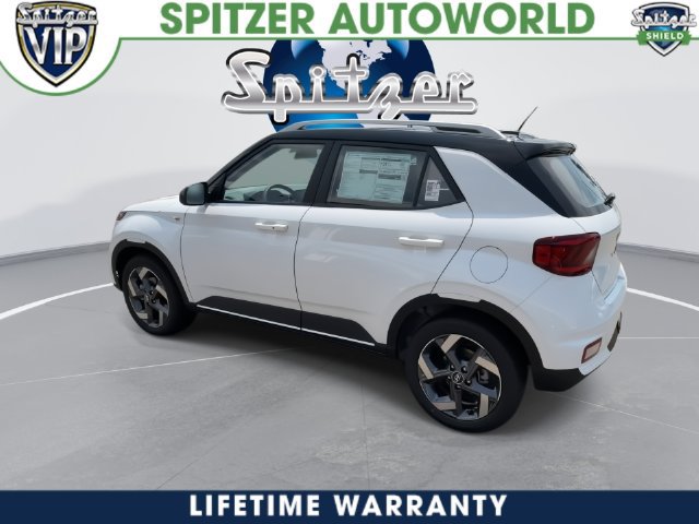 New 2026 Hyundai Venue SEL FWD image 10