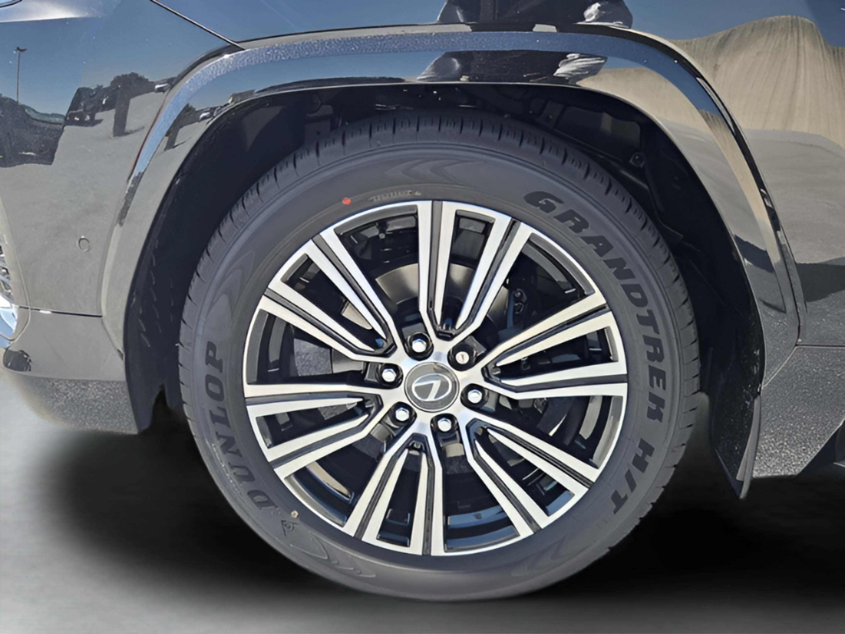 New 2026 Lexus LX 700h Luxury AWD/4WD image 34