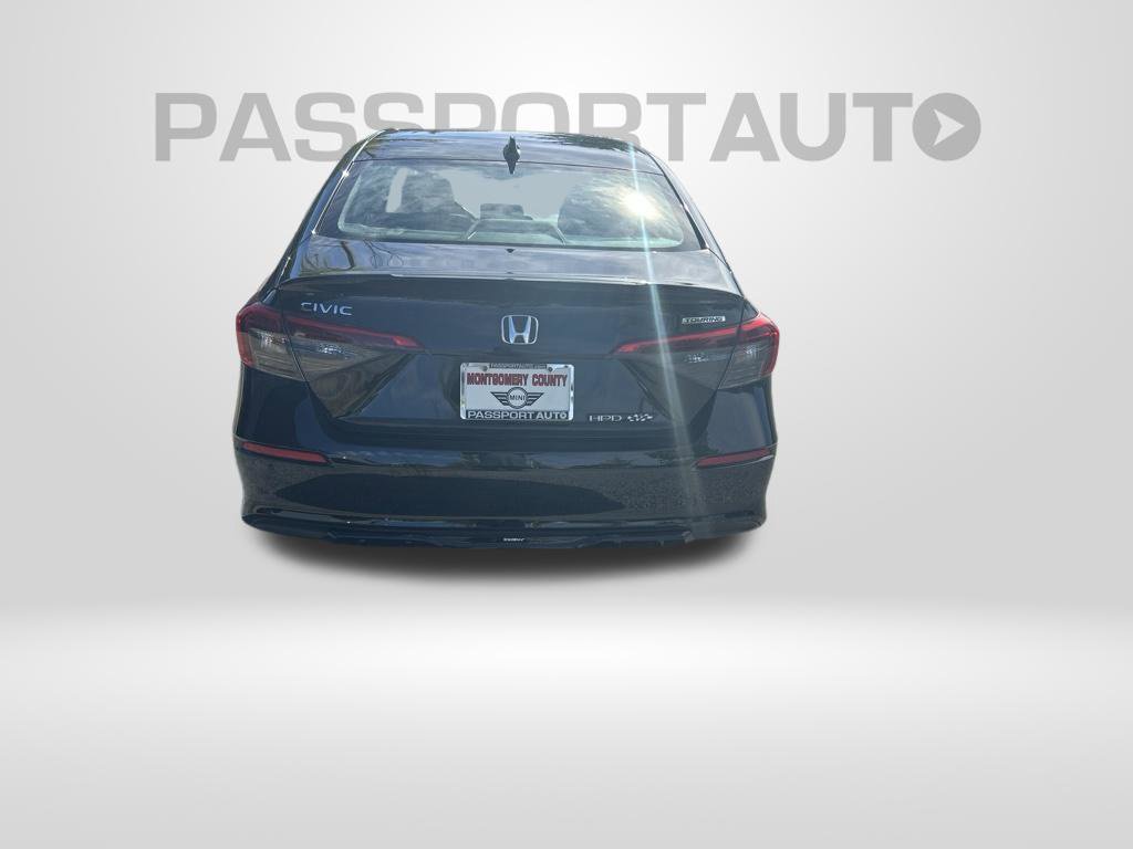 Used 2022 Honda Civic Touring image 5
