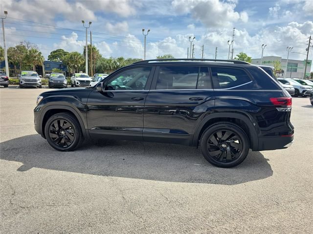New 2026 Volkswagen Atlas SE FWD image 6