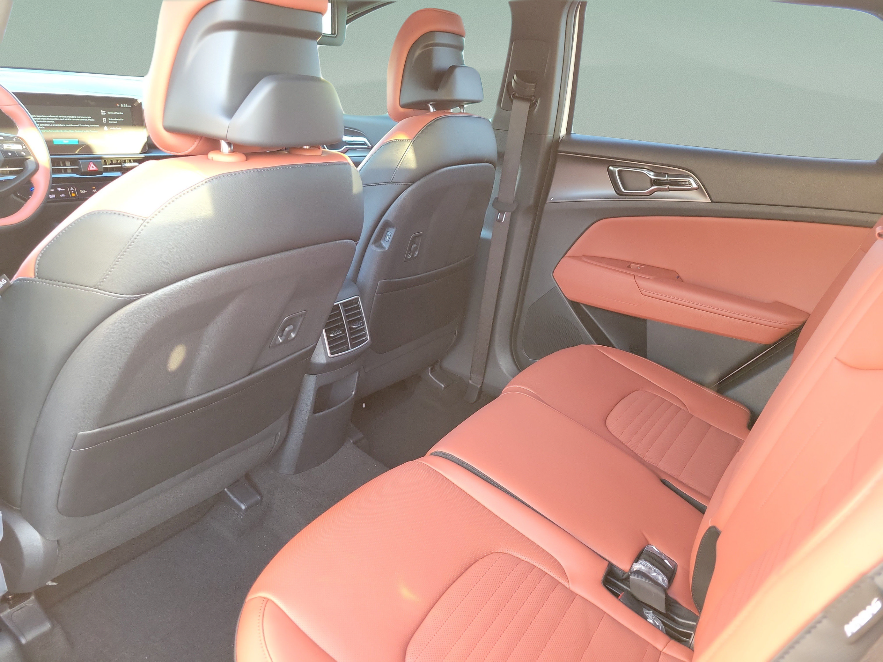 New 2027 Kia Sportage SX FWD image 5