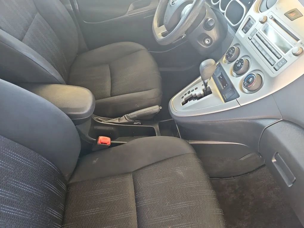 Used 2011 Toyota Matrix image 11