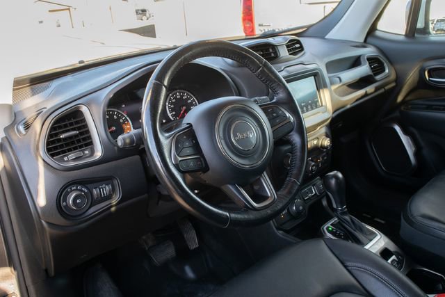 Used 2018 Jeep Renegade Limited w/ Trailer Tow Group AWD/4WD image 18