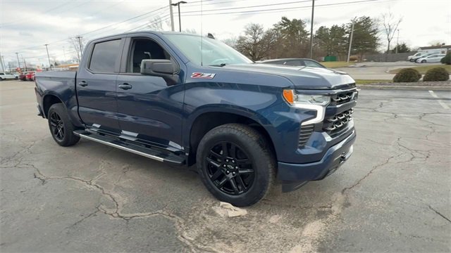 Used 2022 Chevrolet Silverado 1500 RST image 9