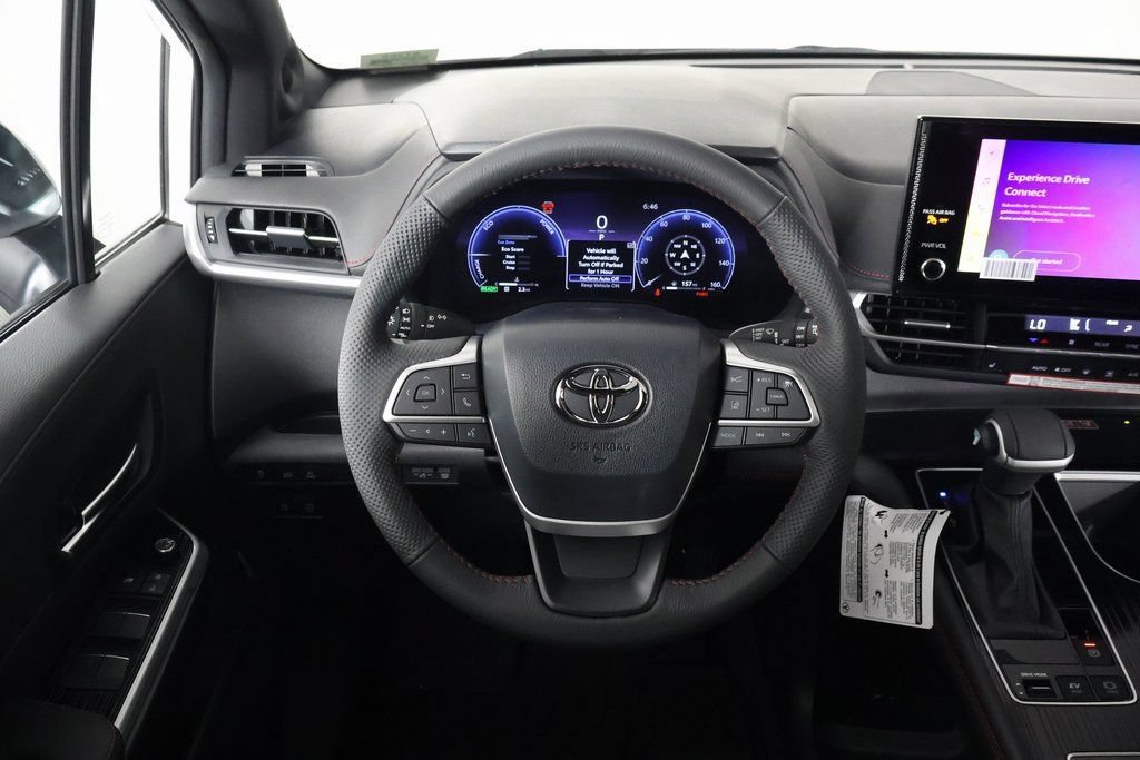 New 2026 Toyota Sienna XSE FWD image 3