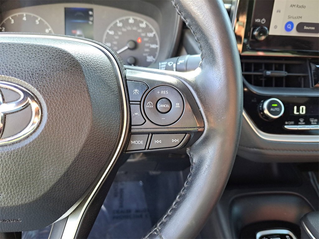 Used 2023 Toyota Corolla SE image 18