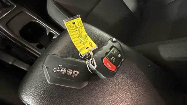 Used 2023 Jeep Wrangler Unlimited w/ Cold Weather Group AWD/4WD image 23