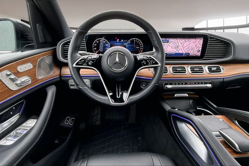 Certified 2025 Mercedes-Benz GLE 450e 4MATIC image 5