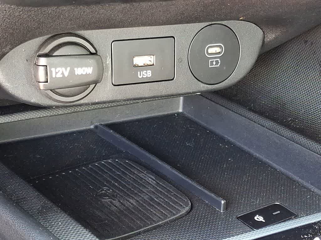 Certified 2025 Hyundai Elantra Sport FWD image 23