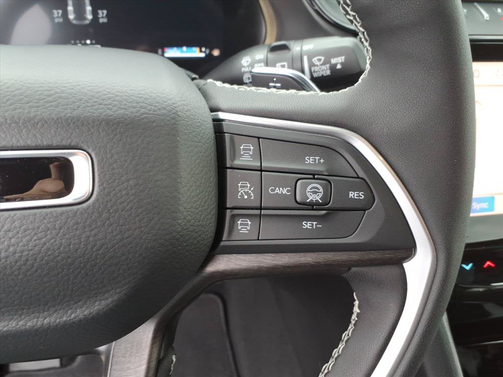 New 2026 Jeep Grand Cherokee Altitude AWD/4WD image 22