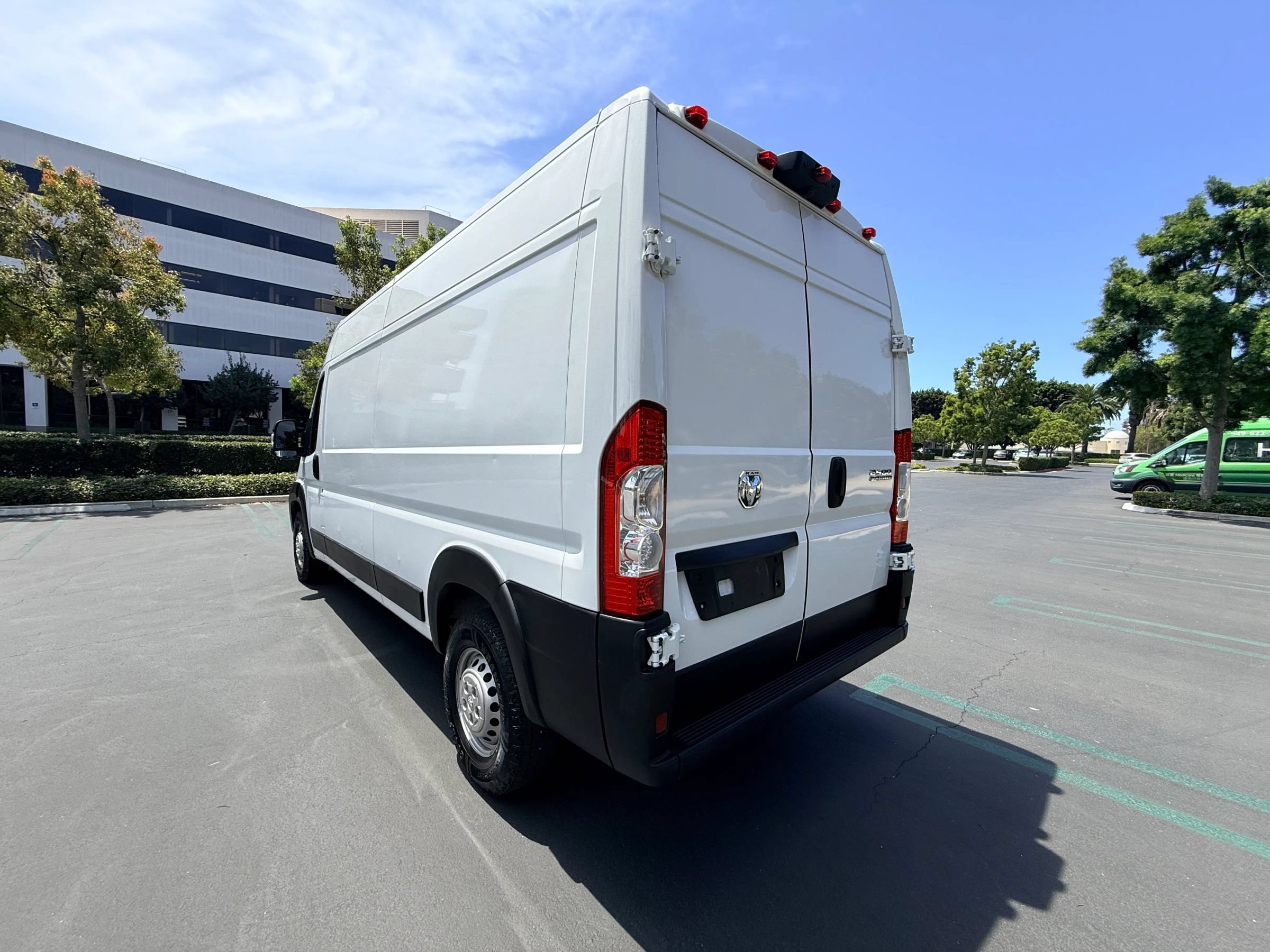 Used 2024 RAM ProMaster 2500 159 High Roof w/ Premium Convenience Group FWD image 4