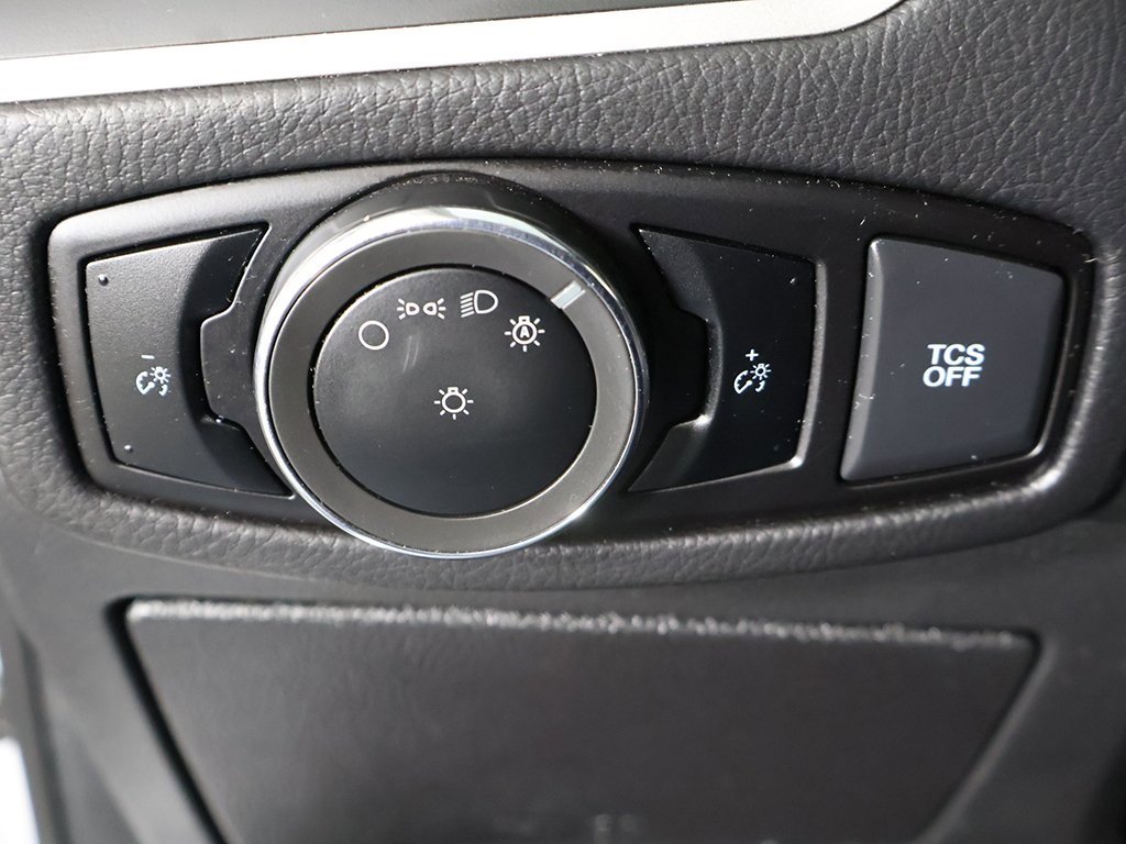 Used 2024 Ford Edge SEL image 32