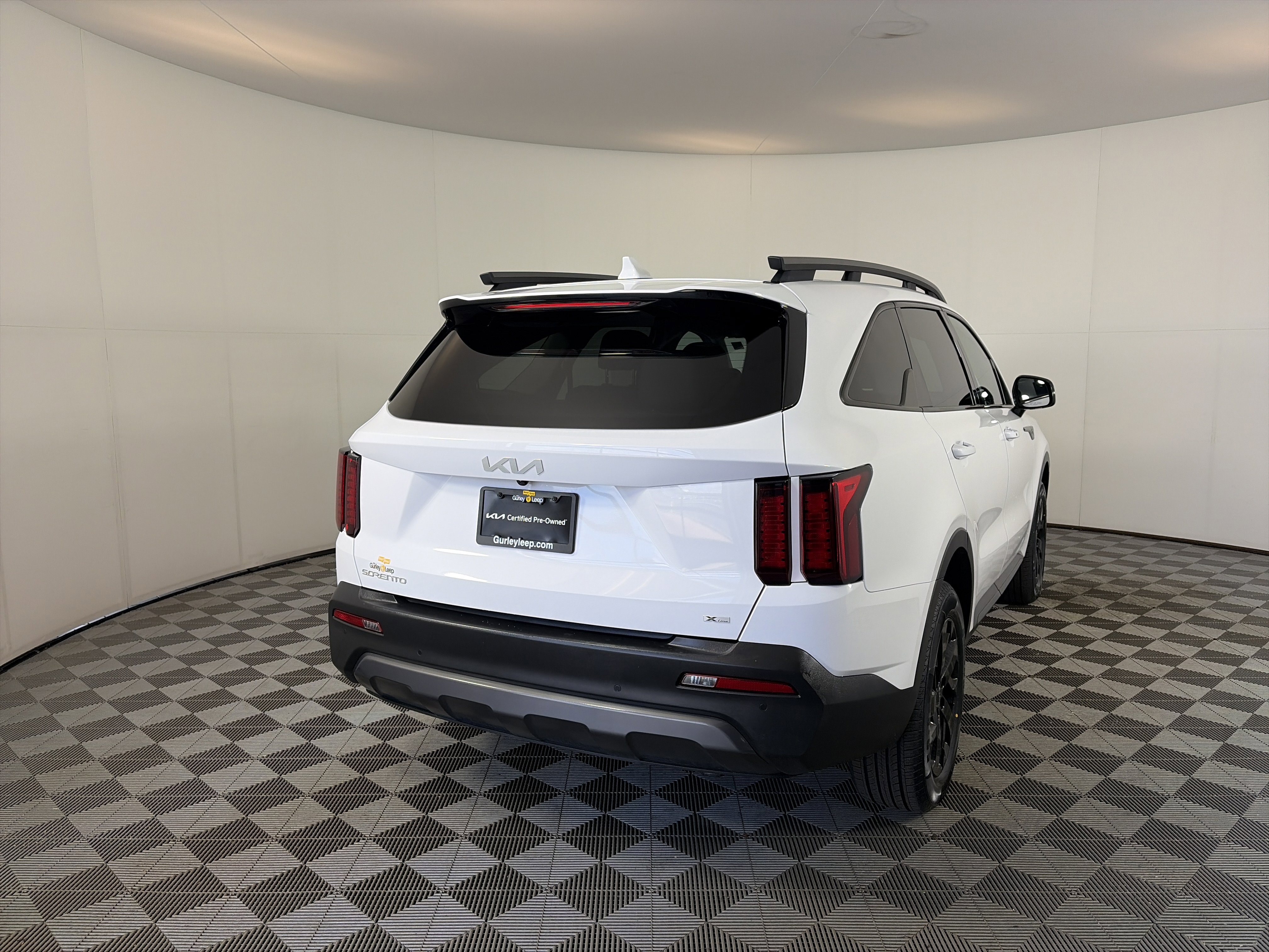 Certified 2023 Kia Sorento S w/ Panoramic Sunroof Package image 11