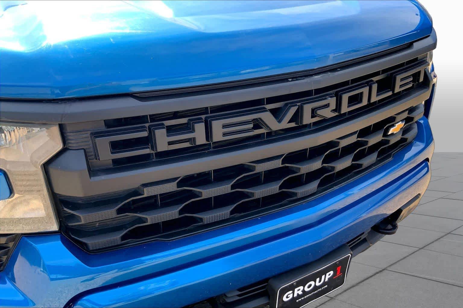 Certified 2022 Chevrolet Silverado 1500 Custom w/ LPO, Dark Essentials Package AWD/4WD image 30