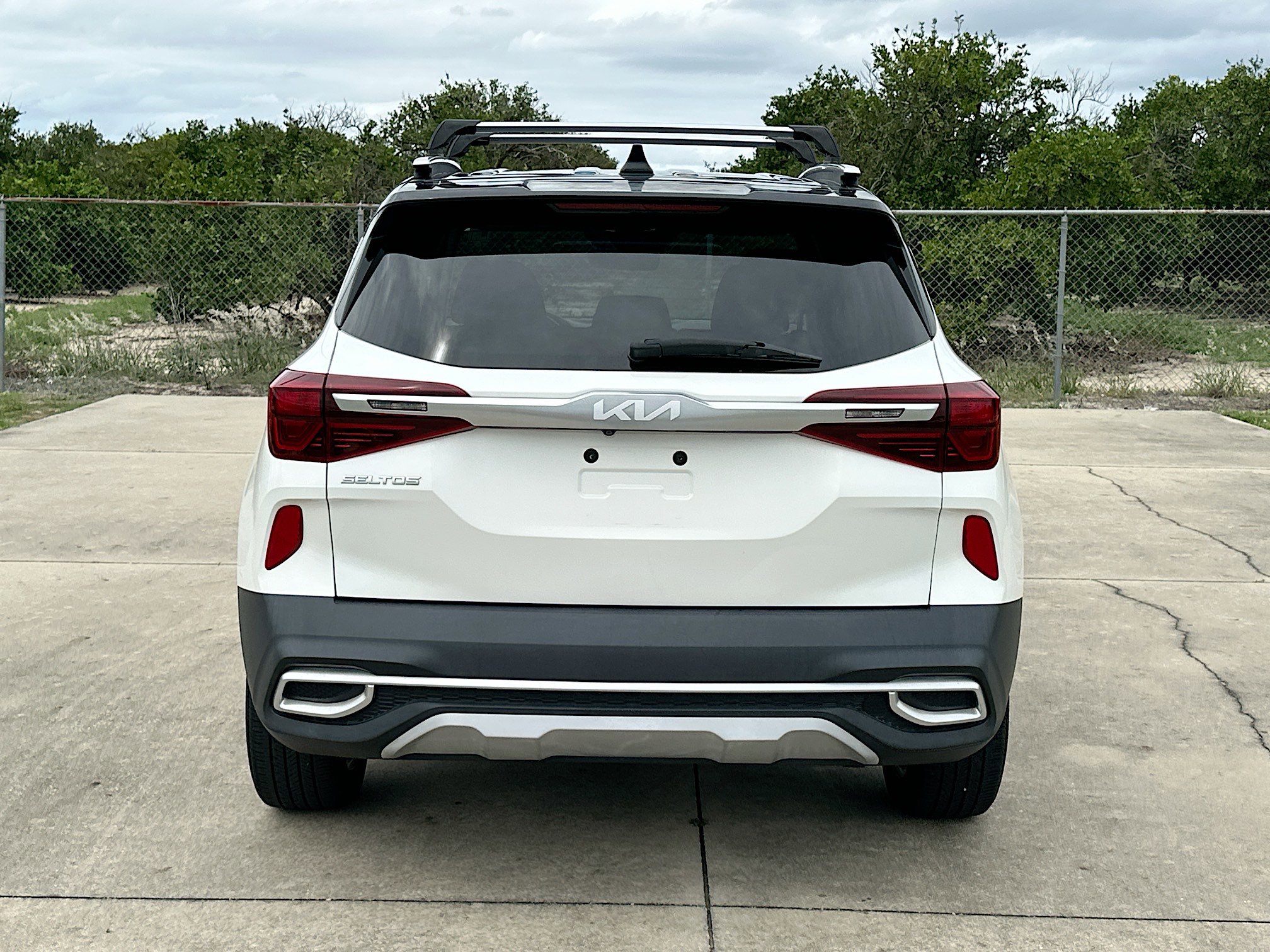 Used 2022 Kia Seltos S FWD image 6